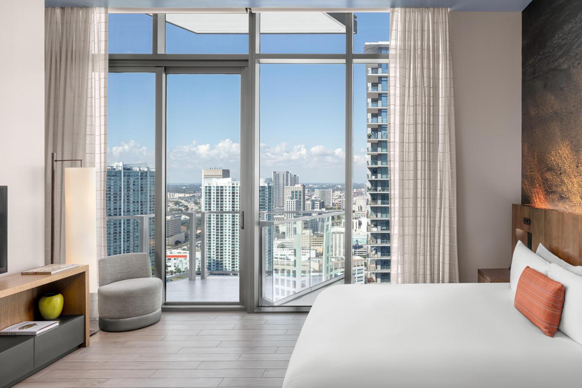 One Bedroom Suite,1547359858:JPEG