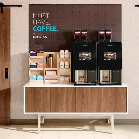 Holiday Inn Express Miami Airport-Blue Lagoon Area By Ihg-3