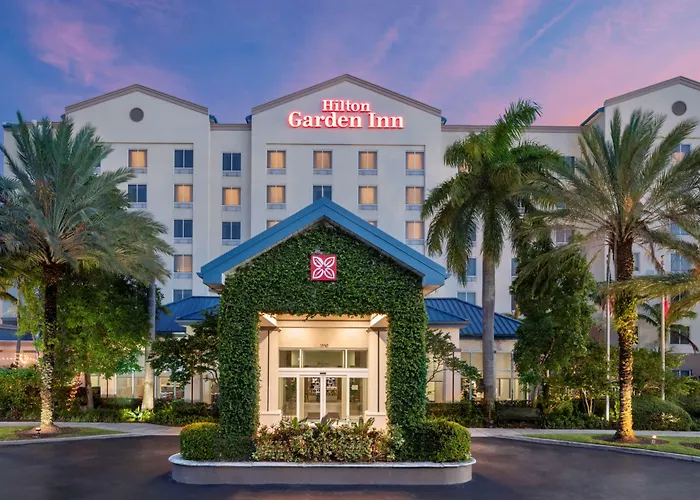 3 star hotels Hilton Garden Inn Miami Airport West