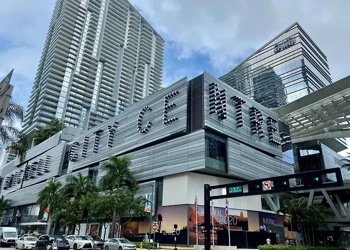 Hotels Close to Airport Atwell Suites Miami Brickell By Ihg